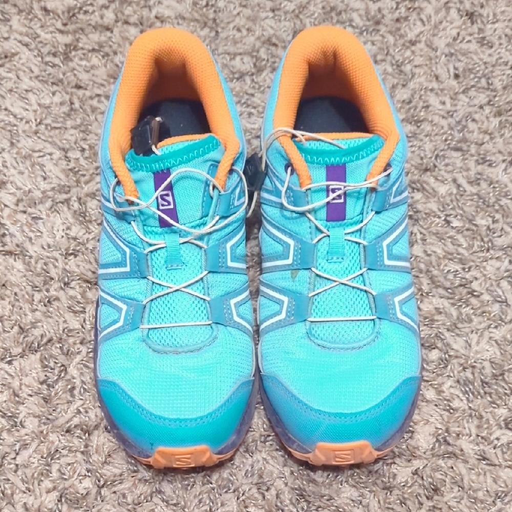 Salomon Women's Speedcross 4 - Like New Size 6